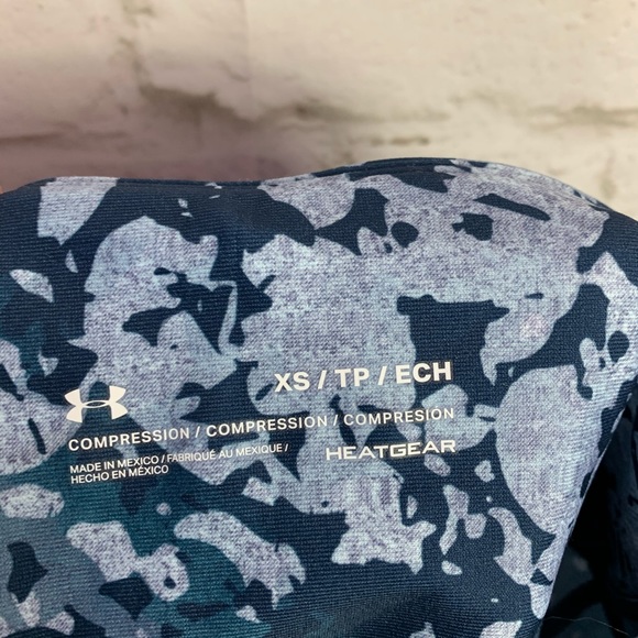 Under Armour HeatGear Mesh Cutout Crop Leggings XS - Picture 6 of 6